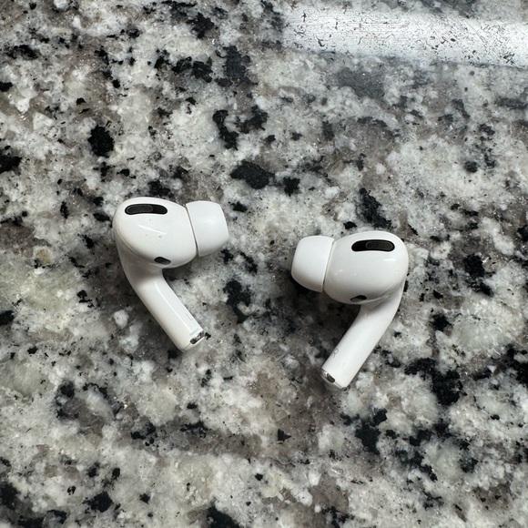 AirPods Pro w/ case - Picture 2 of 4